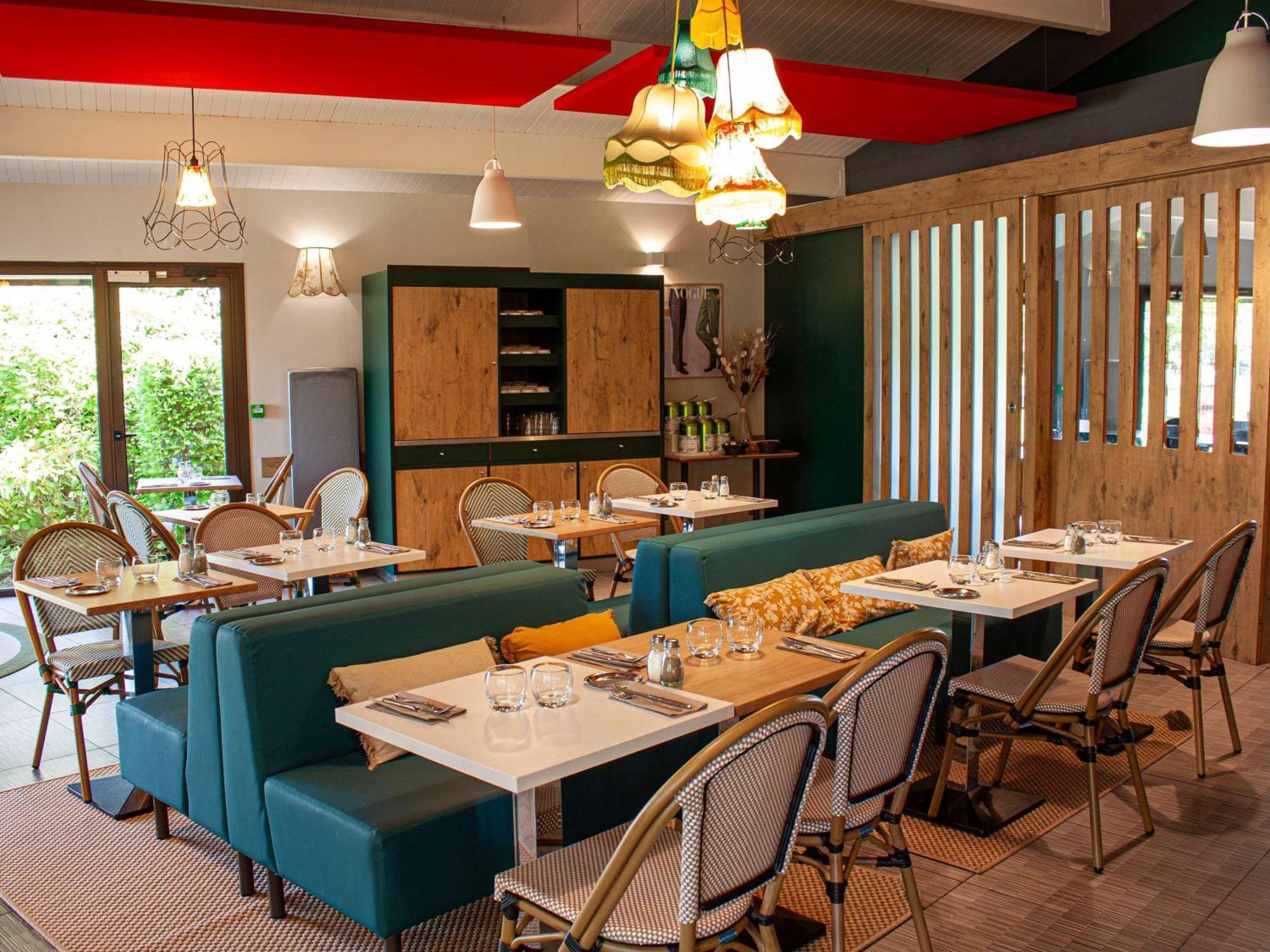 Ibis Amboise Hotel Bagian luar foto