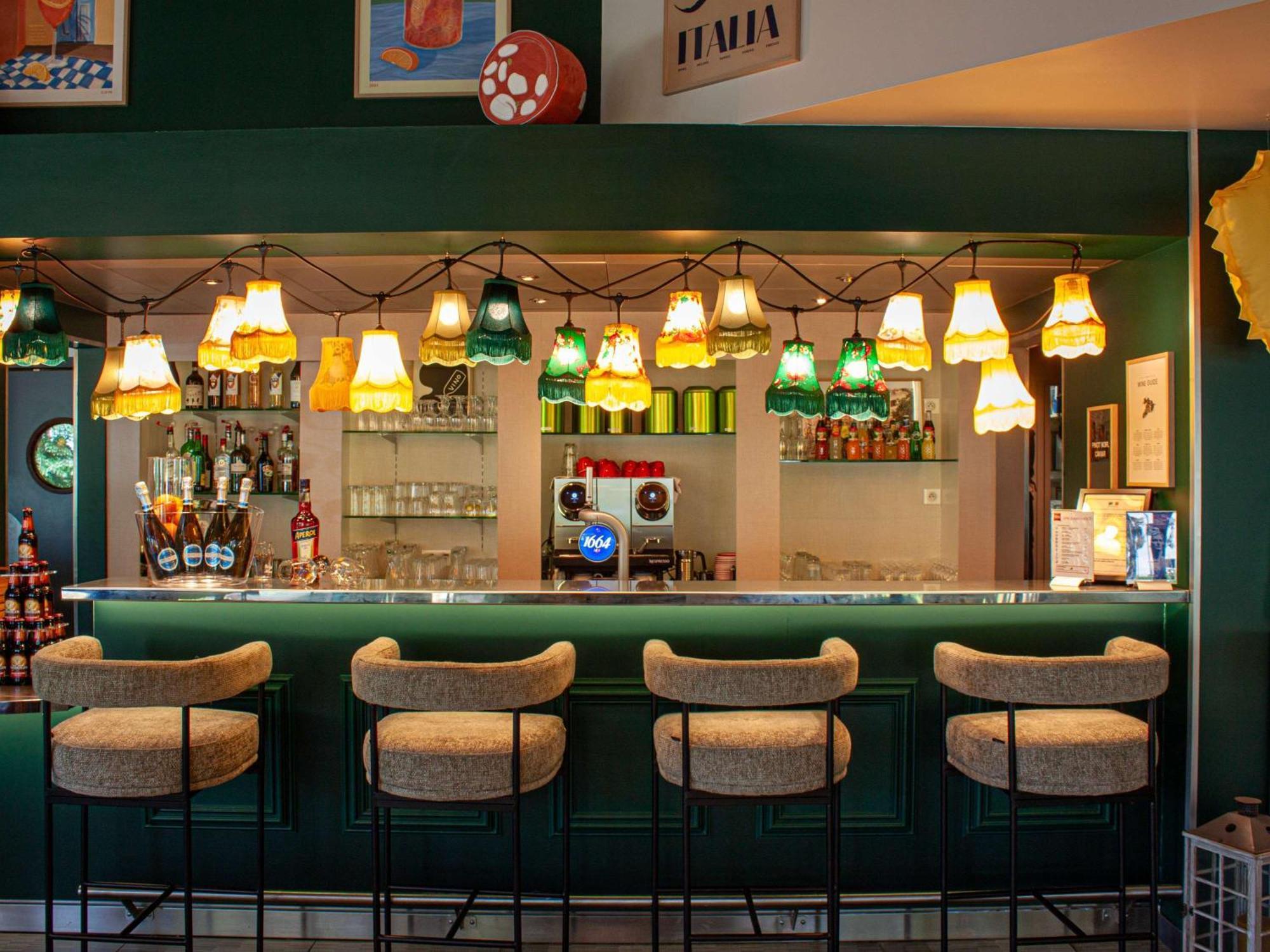 Ibis Amboise Hotel Bagian luar foto