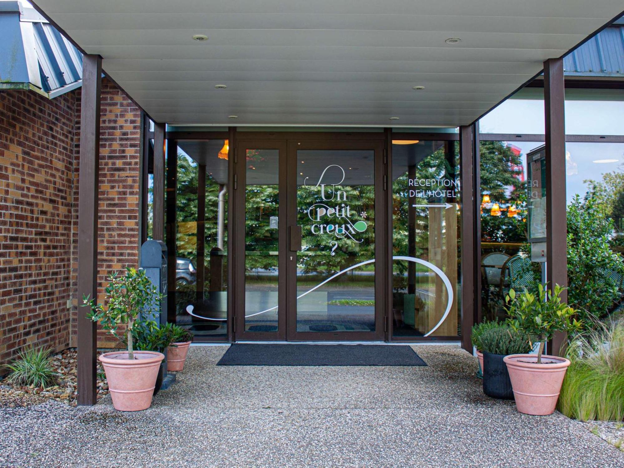 Ibis Amboise Hotel Bagian luar foto