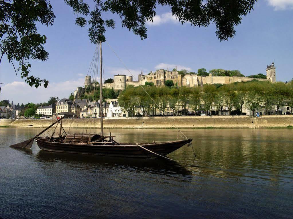Ibis Amboise Hotel Bagian luar foto