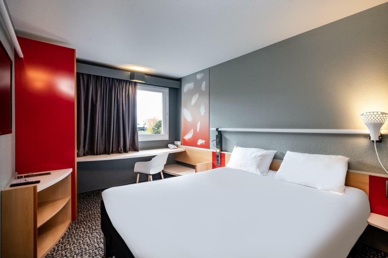 Ibis Amboise Hotel Bagian luar foto